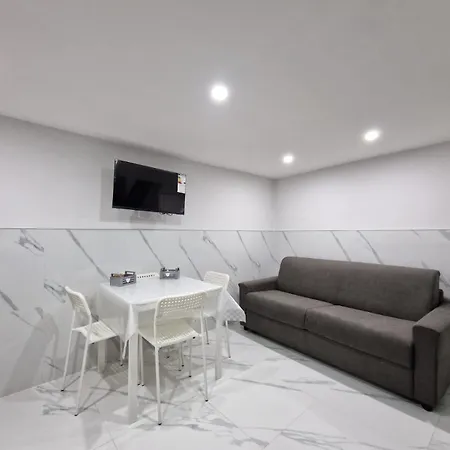 House Angiolina Bed & Breakfast 4*