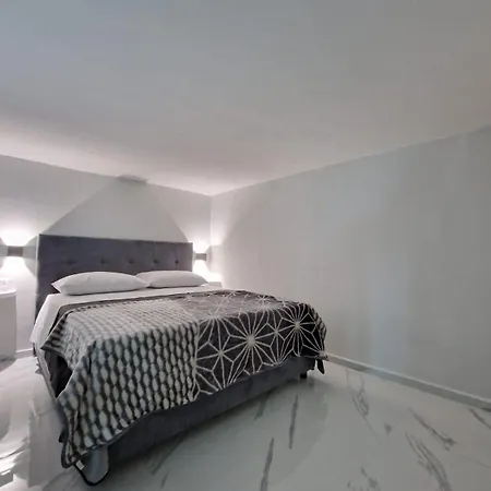 Bed & Breakfast House Angiolina 4*