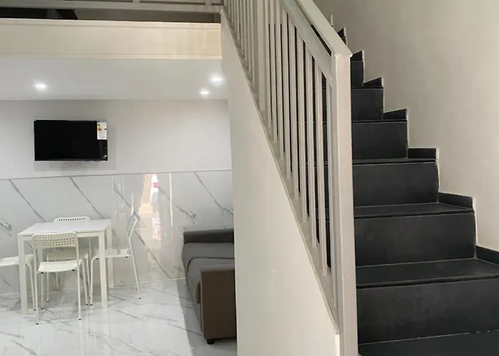 House Angiolina לינה וארוחת בוקר